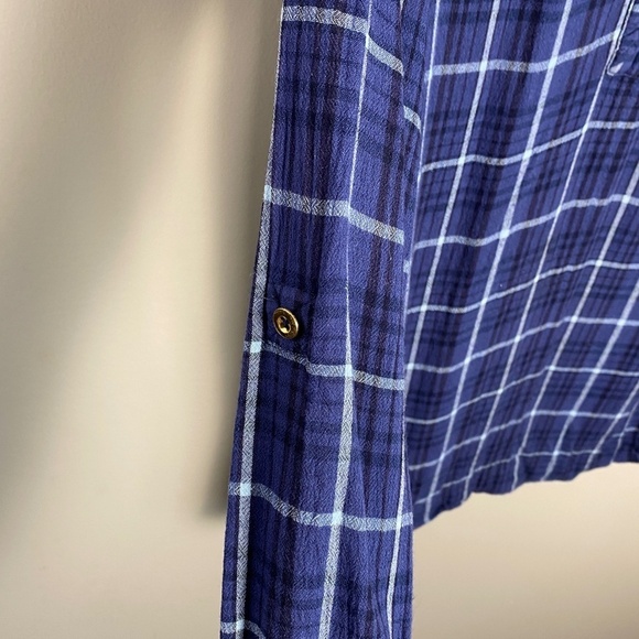 Nine West Jeans Womens Blue Plaid Long Sleeve V-Neck Pull Over Shirt Size Medium - Picture 5 of 15